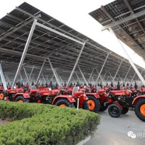 Export order demand is strong and the Wind Group is preparing 1000 tractors for shipment Export order demand is strong and the Wind Group is preparing 1000 tractors for shipment